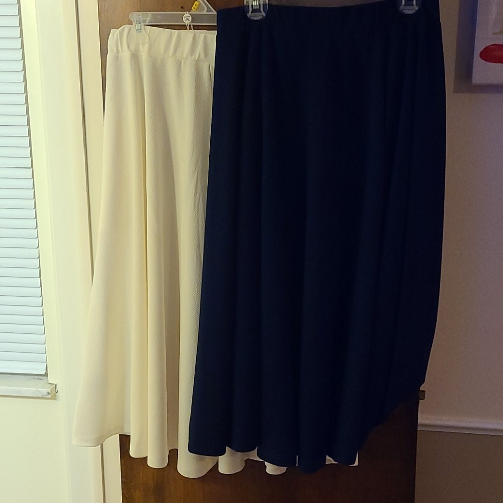 Skirt bundle